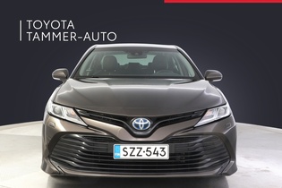 Toyota Camry vaihtoauto
