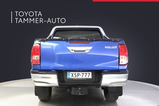 Toyota Hilux vaihtoauto