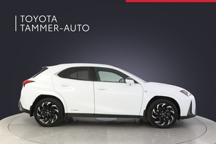 Lexus UX vaihtoauto