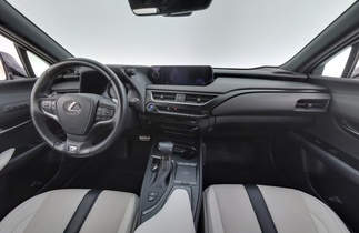 Lexus UX vaihtoauto