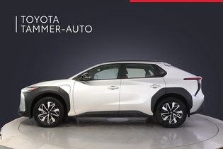 Toyota bZ4X vaihtoauto