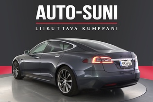 Tesla Model S vaihtoauto