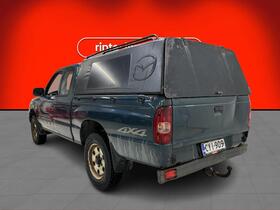 Mazda B2500 vaihtoauto