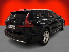 Volvo V60 Cross Country vaihtoauto