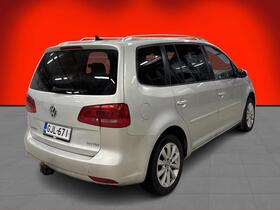 Volkswagen Touran vaihtoauto