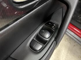 Nissan X-Trail vaihtoauto