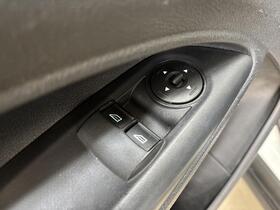 Ford Transit Connect vaihtoauto