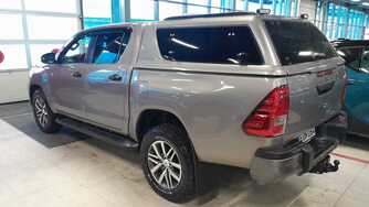 Toyota Hilux vaihtoauto