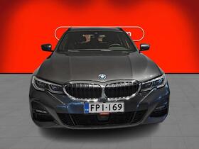 BMW 320 vaihtoauto