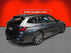 BMW 320 vaihtoauto
