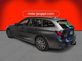 BMW 320 vaihtoauto