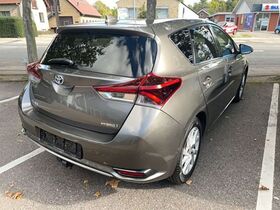 Toyota Auris vaihtoauto
