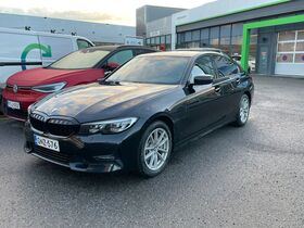 BMW 330 vaihtoauto