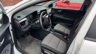 Kia Stonic vaihtoauto