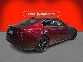 Alfa Romeo Giulia vaihtoauto