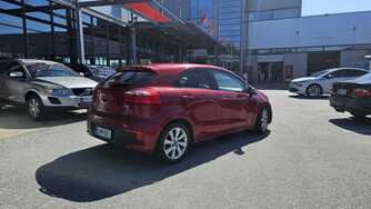 Kia Rio vaihtoauto