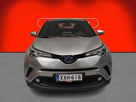 Toyota C-HR vaihtoauto