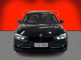 BMW 330 vaihtoauto