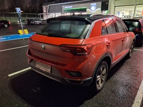 Volkswagen T-Roc vaihtoauto