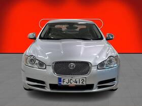 Jaguar XF vaihtoauto