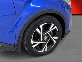 Toyota C-HR vaihtoauto