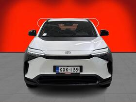 Toyota bZ4X vaihtoauto