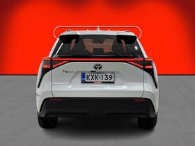 Toyota bZ4X vaihtoauto