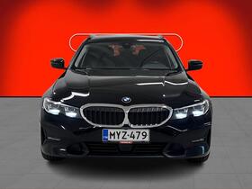 BMW 320 vaihtoauto