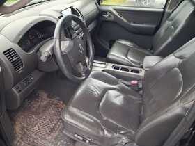 Nissan Navara vaihtoauto