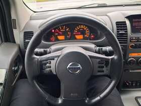 Nissan Navara vaihtoauto