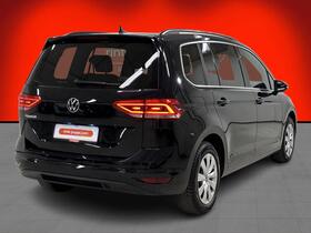 Volkswagen Touran vaihtoauto