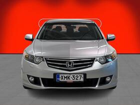 Honda Accord vaihtoauto