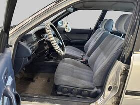 Toyota Camry vaihtoauto