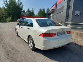 Honda Accord vaihtoauto
