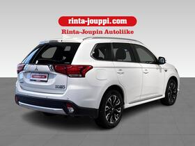 Mitsubishi Outlander PHEV vaihtoauto
