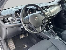 Alfa Romeo Giulietta vaihtoauto