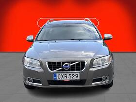 Volvo V70 vaihtoauto