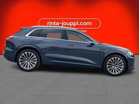 Audi Q8 e-tron vaihtoauto