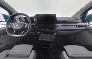 Ford Tourneo Custom vaihtoauto