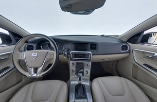 Volvo V60 Cross Country vaihtoauto