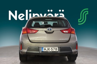 Toyota Auris vaihtoauto