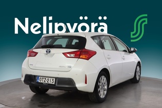 Toyota Auris vaihtoauto