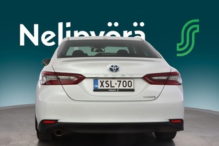 Toyota Camry vaihtoauto