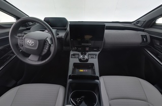 Toyota bZ4X vaihtoauto