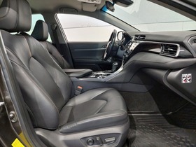 Toyota Camry vaihtoauto
