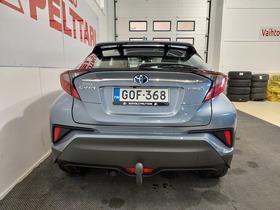Toyota C-HR vaihtoauto