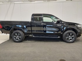 Toyota Hilux vaihtoauto