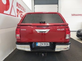 Toyota Hilux vaihtoauto