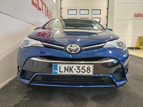 Toyota Avensis vaihtoauto