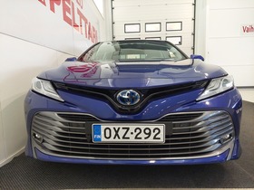 Toyota Camry vaihtoauto